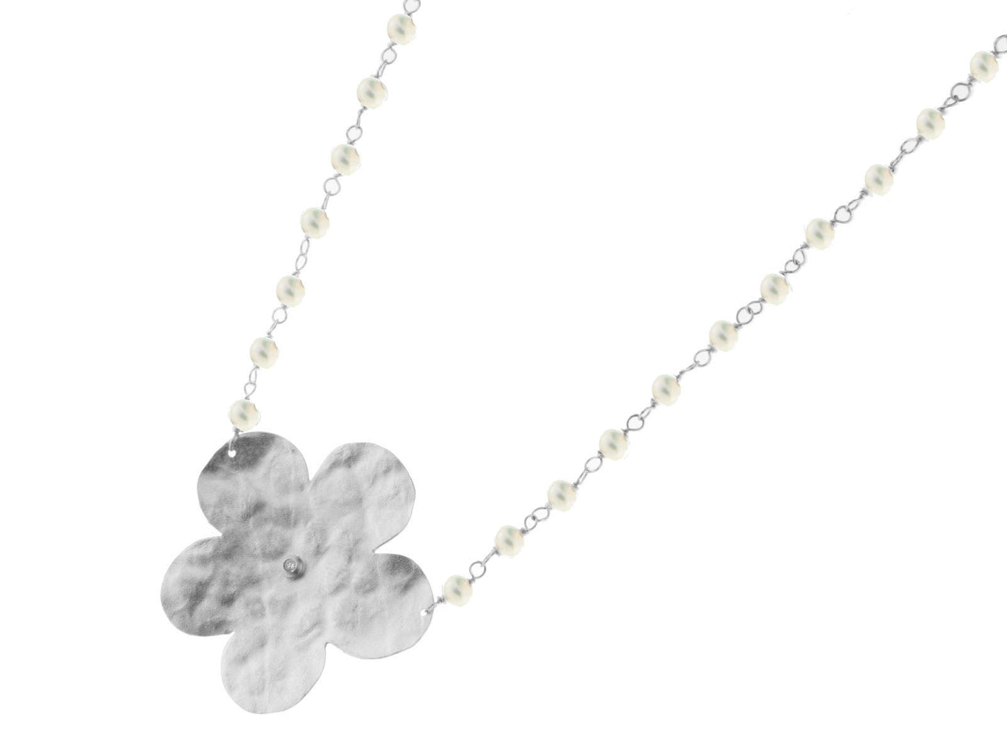 Hammered Flower & Pearls Necklace Necklaces